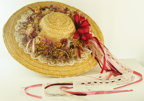 SOLD Ladies Straw Hat with Dried Flowers