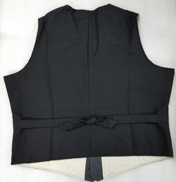 CANVAS_COLLARLESS_VESTback